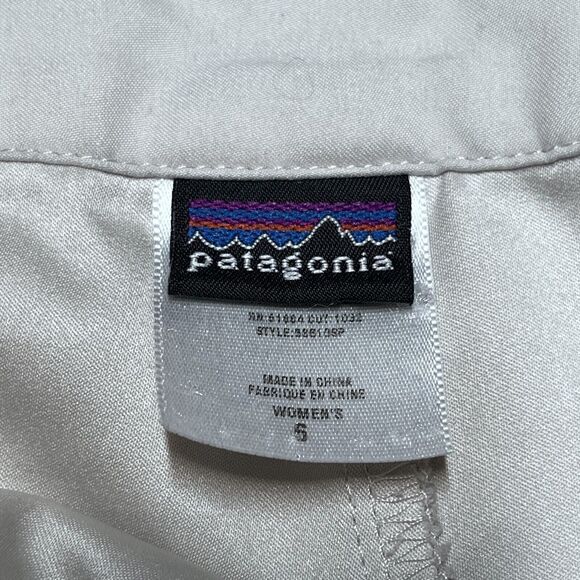 Patagonia Duway Skirt Womens 6 Khaki Built In Shorts Hiking Zipper Golf Tennis - Picture 2 of 14